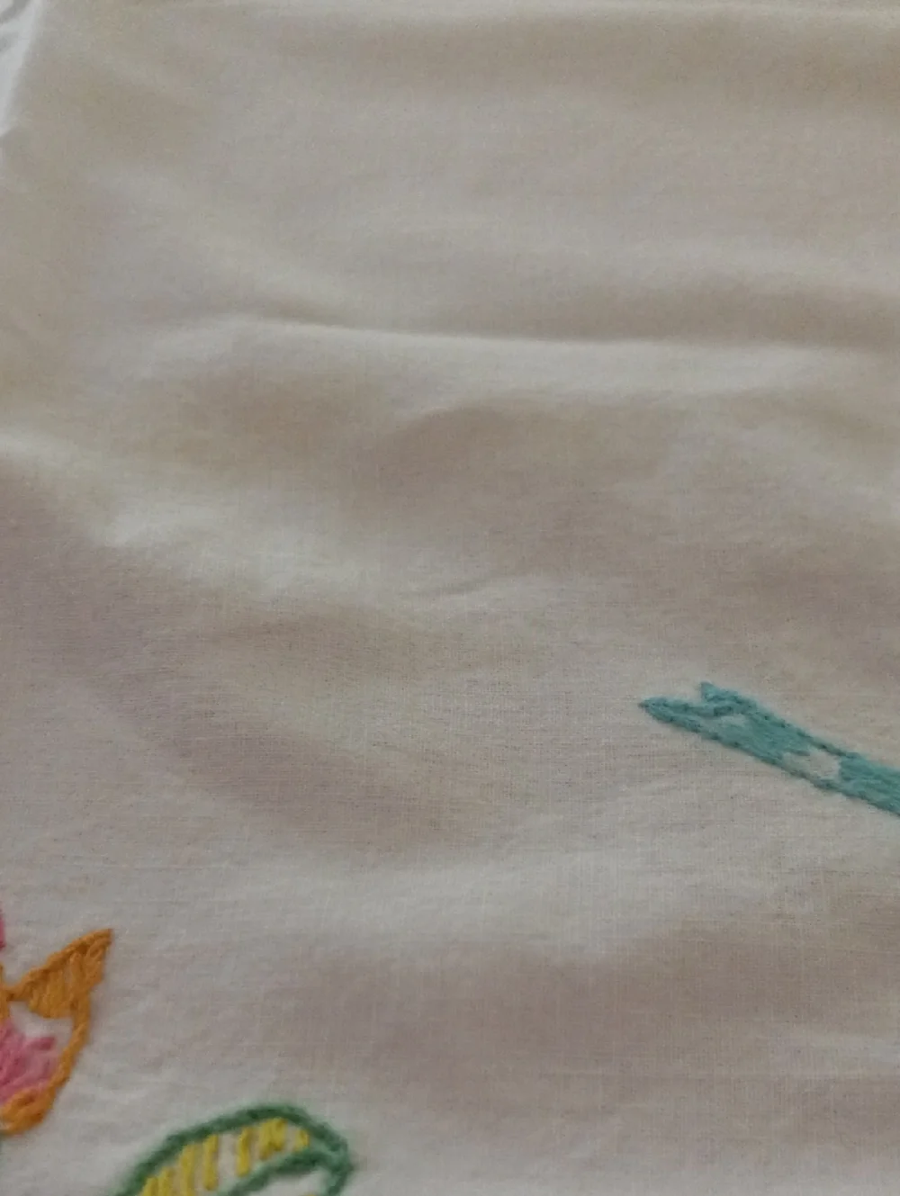 Embroidered Bird & Lotus Pillowcase Set Queen Size